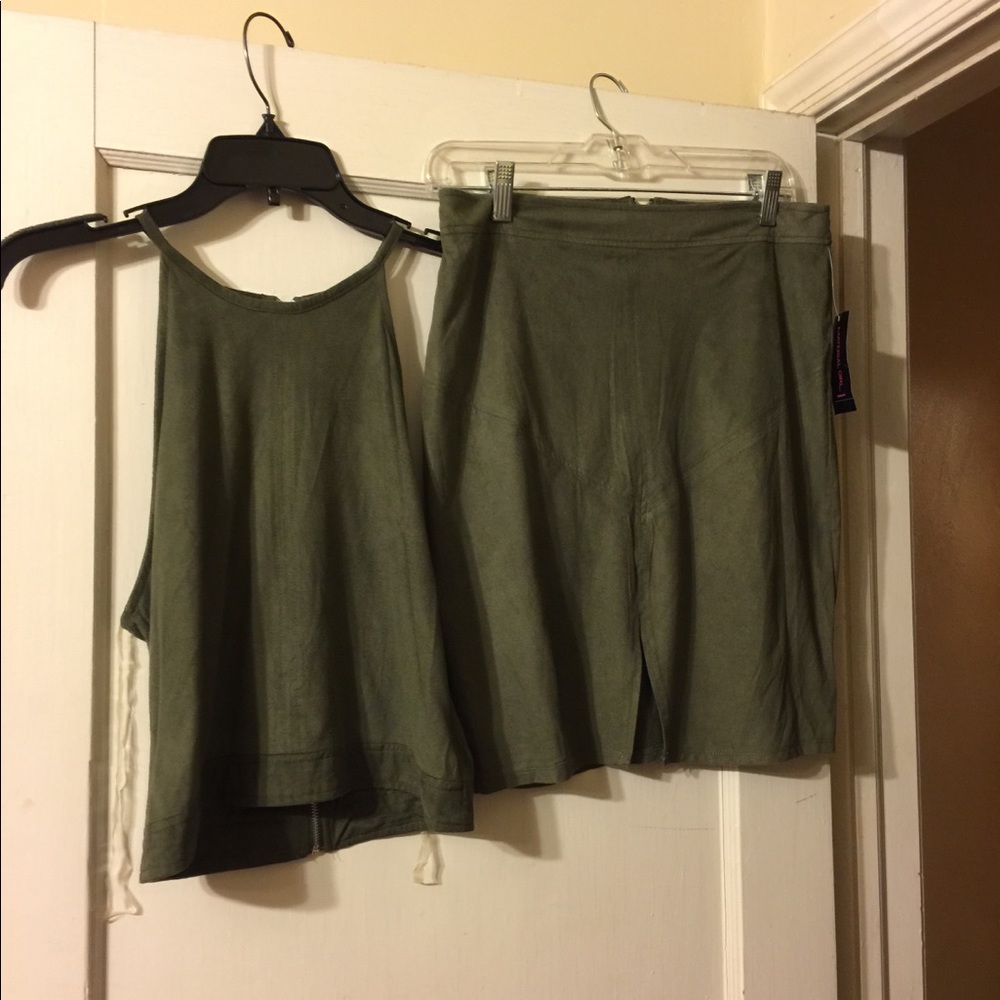 Two piece set